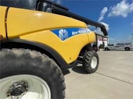 2008 NEW HOLLAND CR9040