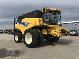 2008 NEW HOLLAND CR9060