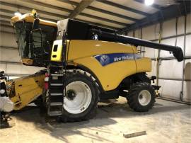 2008 NEW HOLLAND CR9070