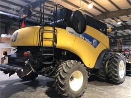 2008 NEW HOLLAND CR9070