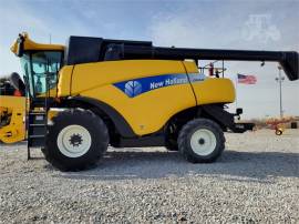 2009 NEW HOLLAND CR9040