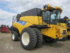 2009 NEW HOLLAND CR9060