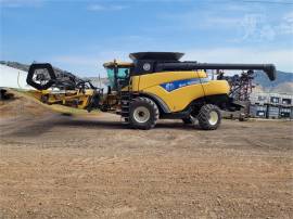 2009 NEW HOLLAND CR9070