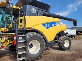 2009 NEW HOLLAND CR9070