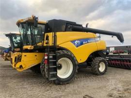 2009 NEW HOLLAND CR9070