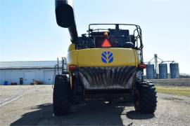 2009 NEW HOLLAND CR9070