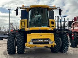 2009 NEW HOLLAND CR9070