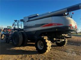 2010 GLEANER A76