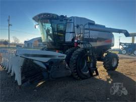 2010 GLEANER A76