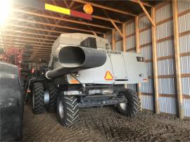 2010 GLEANER R76