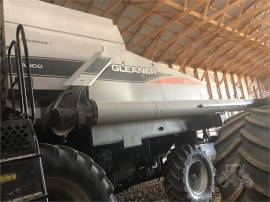 2010 GLEANER R76