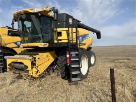 2010 NEW HOLLAND CR9060