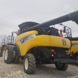 2010 NEW HOLLAND CR9070