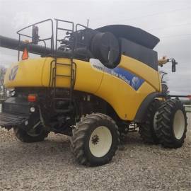 2010 NEW HOLLAND CR9070