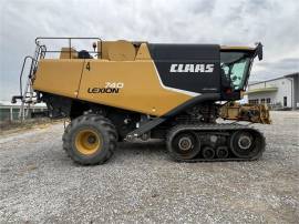 2011 CLAAS LEXION 740TT