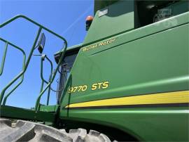 2011 JOHN DEERE 9770 STS