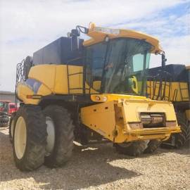 2011 NEW HOLLAND CR9040