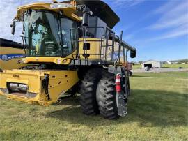 2011 NEW HOLLAND CR9065