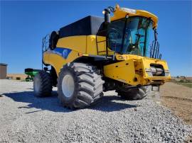 2011 NEW HOLLAND CR9065