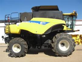 2011 NEW HOLLAND CR9070