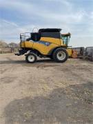 2011 NEW HOLLAND CR9070