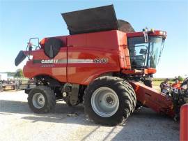 2012 CASE IH 8230