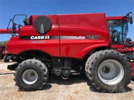 2012 CASE IH 8230