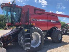 2012 CASE IH 8230