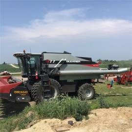 2012 GLEANER S77