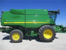 2012 JOHN DEERE S550