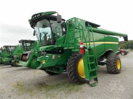 2012 JOHN DEERE S660