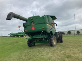 2012 JOHN DEERE S660