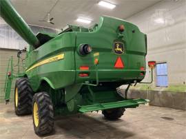 2012 JOHN DEERE S660