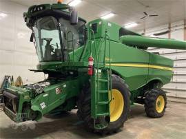 2012 JOHN DEERE S660