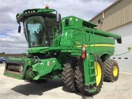 2012 JOHN DEERE S660