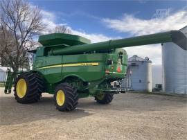 2012 JOHN DEERE S660