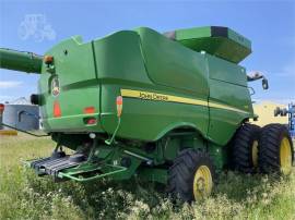 2012 JOHN DEERE S670