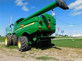 2012 JOHN DEERE S670