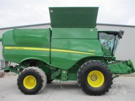 2012 JOHN DEERE S670