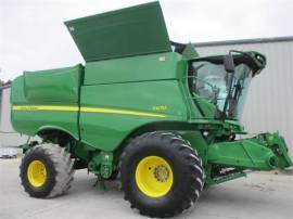 2012 JOHN DEERE S670