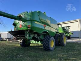 2012 JOHN DEERE S670