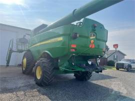 2012 JOHN DEERE S680