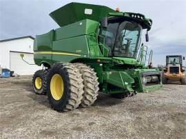 2012 JOHN DEERE S680