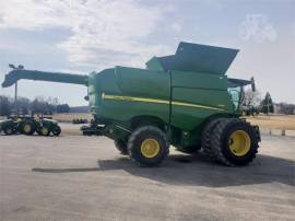 2012 JOHN DEERE S680