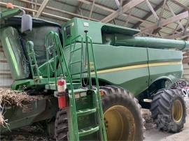 2012 JOHN DEERE S680