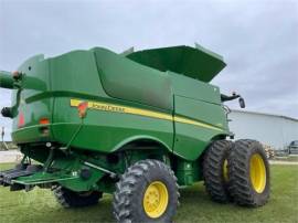 2012 JOHN DEERE S680