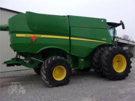 2012 JOHN DEERE S690