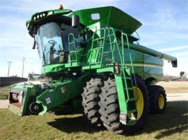 2012 JOHN DEERE S690