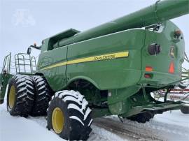 2012 JOHN DEERE S690