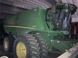 2012 JOHN DEERE S690